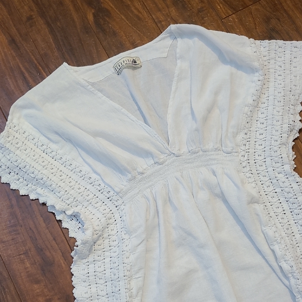 Sea Spice White Asymmetrical Ruffled Blouse